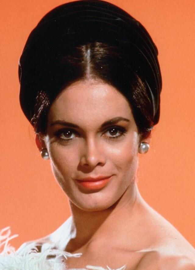 Forgotten Bond Girl at 82: Martine Beswick’s Shocking Transformation Through the Decades